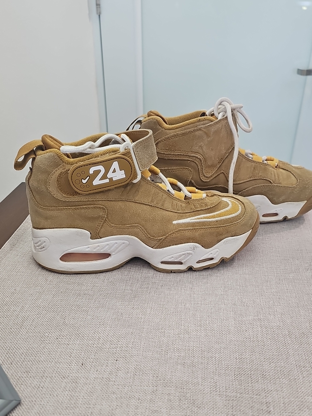 Air Griffey Max 1 Wheat Polen Young Boy & Girls. Size 5y